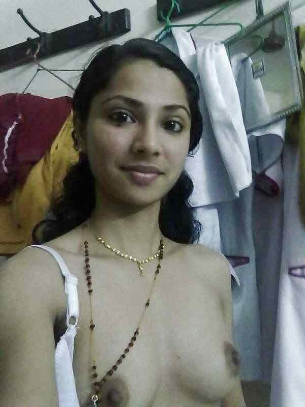 Hot cute mallu nurse 18 babe naked pics full nude pics album (3)