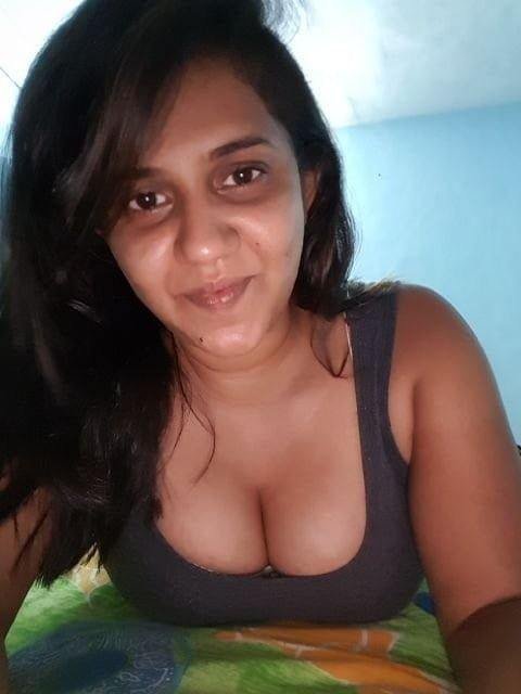 Super hot indian milf babe pussy images full nude pics collection (2)