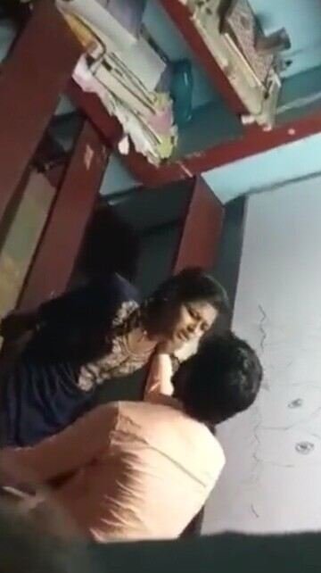 Collage girl hard fucked by teacher best desi porn in classroom