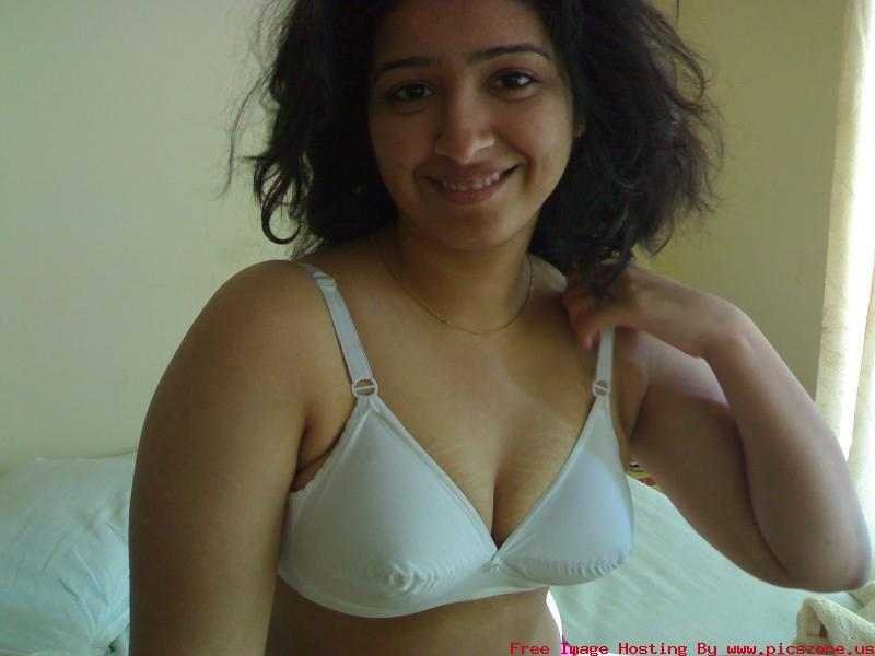 Super cute Tamil mallu girl sexy porn pics all nude pics (2)