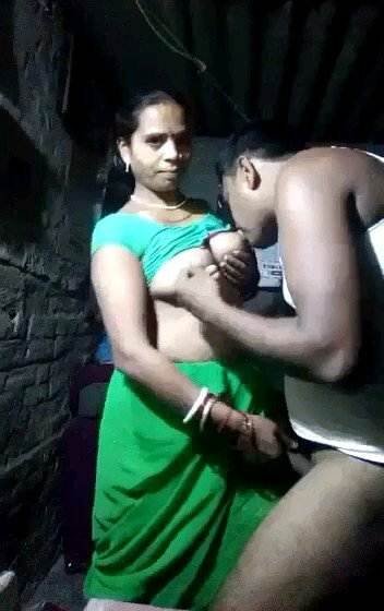 Village horny bhabhi porn devar stand fucking mms