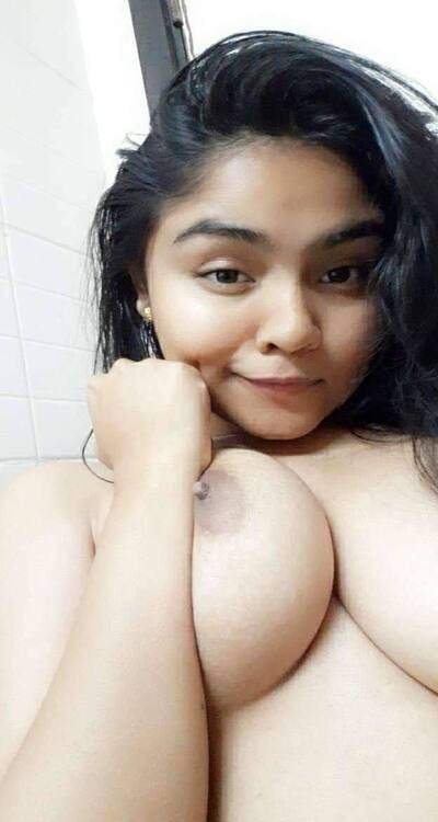 Super horny hot babe free indian porn showing tits