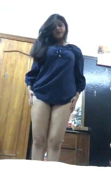 Very beautiful cute girl indian real porn showing boobs mms