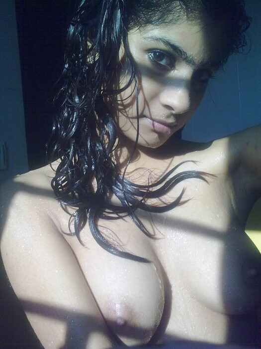 Very hot desi 18 girl free porn pics all nude pics albums (2)