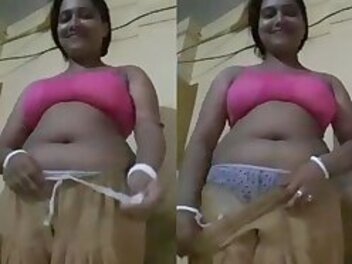 Enjoy very hottest desi bhabi pron big tits nude video mms