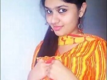 Extremely cute 18 girl xx xn indian nude bathing mms