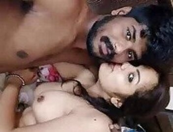Very-beauty-horny-lover-couple-indan-xx-hard-fucking-mms.jpg