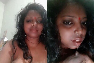 Very-sexy-Tamil-mallu-savita-bhabhi-xx-sucking-her-boobs-mms.jpg