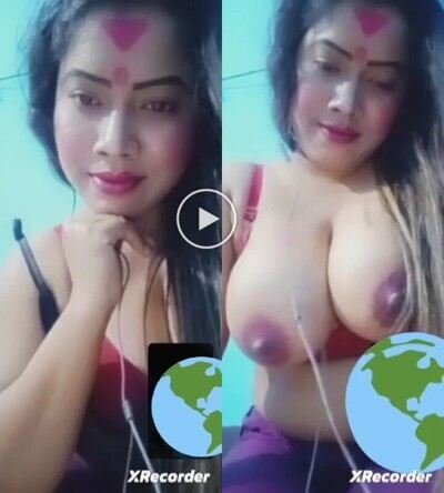 Beautiful-horny-village-bhabi-shows-big-boobs-viral-mms.jpg