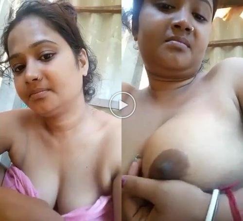 Village-beautiful-indiandesibhabixxx-shows-big-tis-bf.jpg