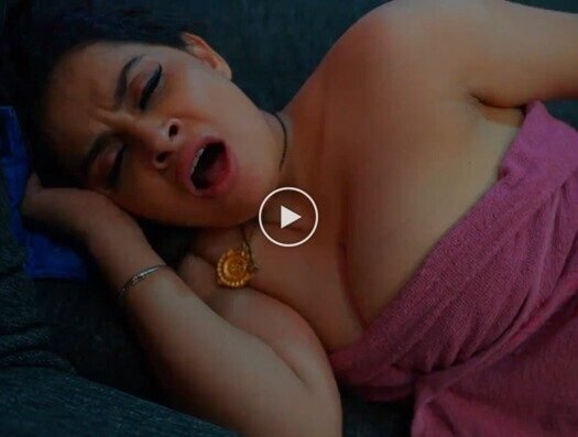 Very-hot-sexy-bhabi-fuck-filmyzilla-new-movie-clip-HD.jpg