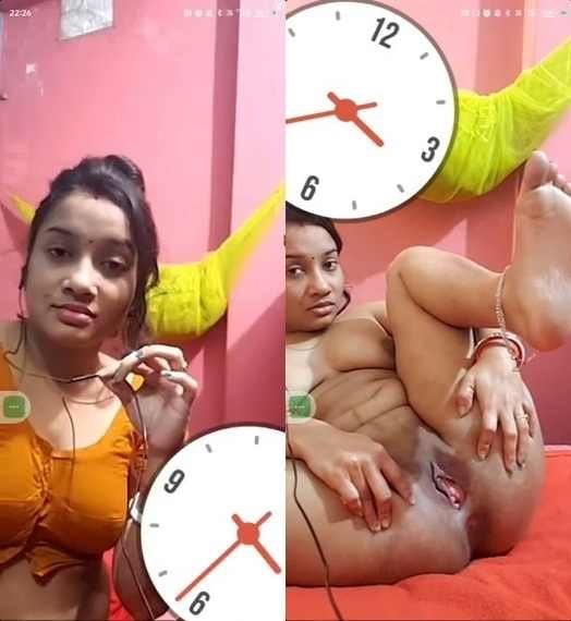 Very-beautiful-horny-hot-xx-desi-bhabhi-nude-live-fingering.jpg