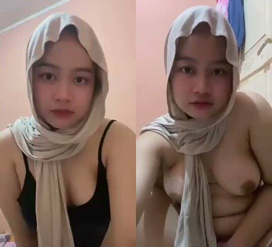 Super-cute-muslim-hijabi-babe-xx-videos-porn-fingering-nude.jpg