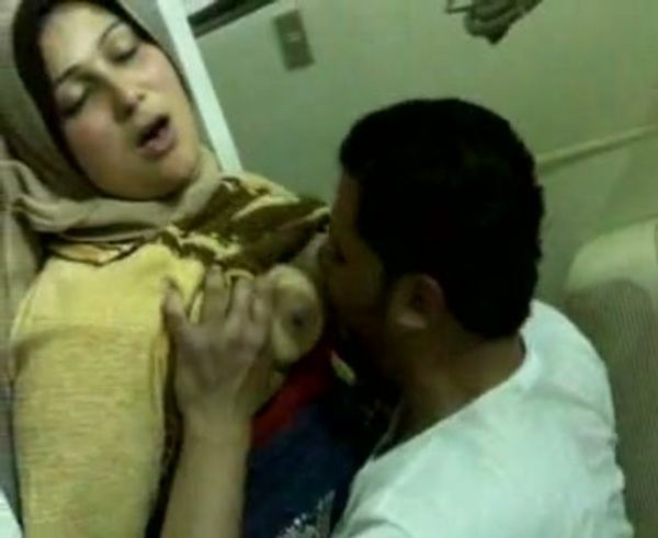 Pak muslim hijabi bbw bhabi pakistan six video hard fucked bf